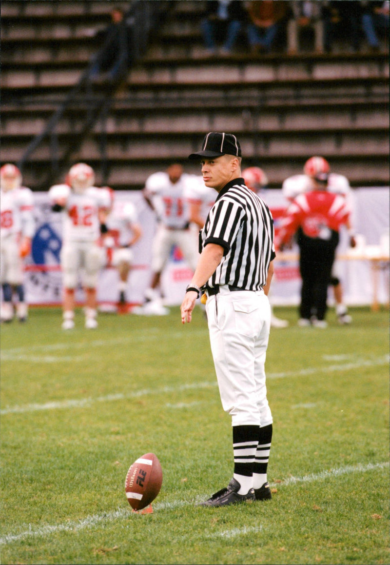 American Football - American Football When counting - Vintage Photograph