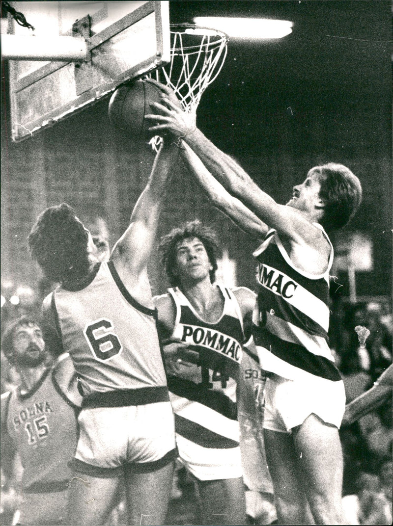 Sten Feldreich is a Swedish basketball player. - Vintage Photograph