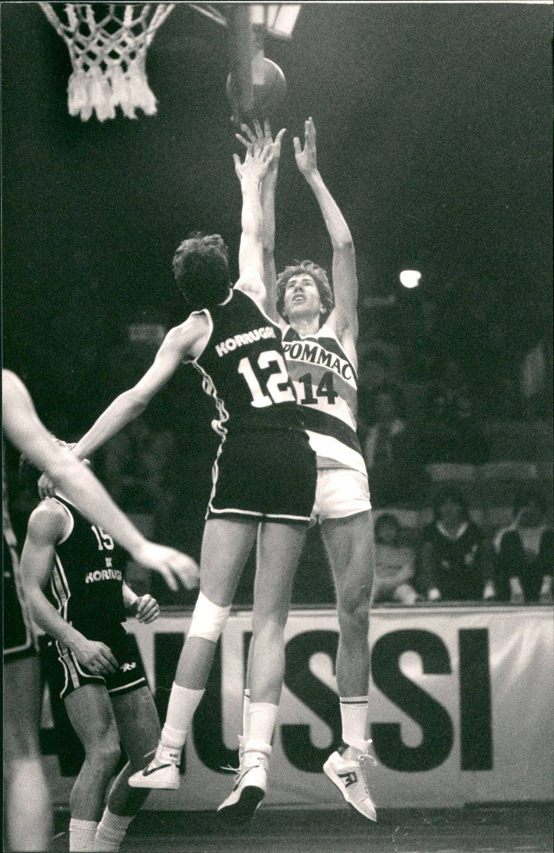 Basketball - Sten Feldreich - Vintage Photograph