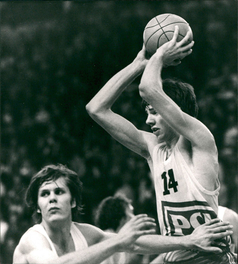 Basketball - Sten Feldreich - Vintage Photograph