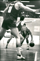 Bo Alvin Dukes, American basketball player. - Vintage Photograph