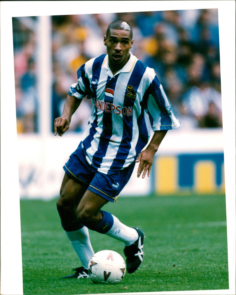 Des Walker, Football Player. - Vintage Photograph