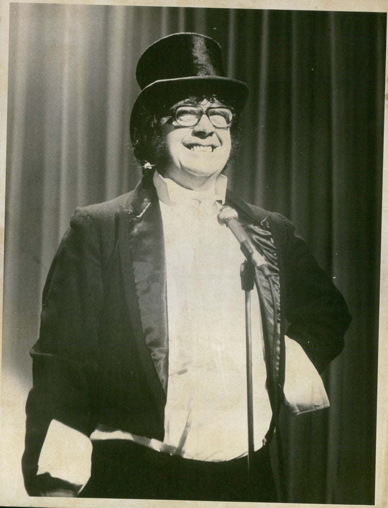 TELEVISION MUSIC - Vintage Photograph