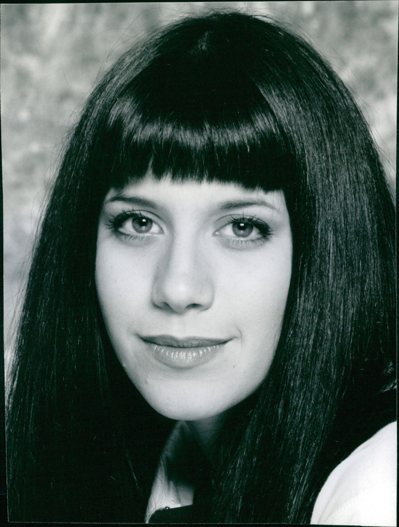 Caroline Catz is an English film, television, theatre and radio actress. - Vintage Photograph