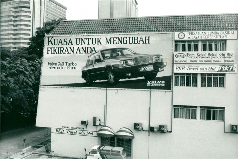 COMPANY MALAYSIA ABROAD VOLVO KUALA ADVERTISING LUMPUR OTOM - Vintage Photograph