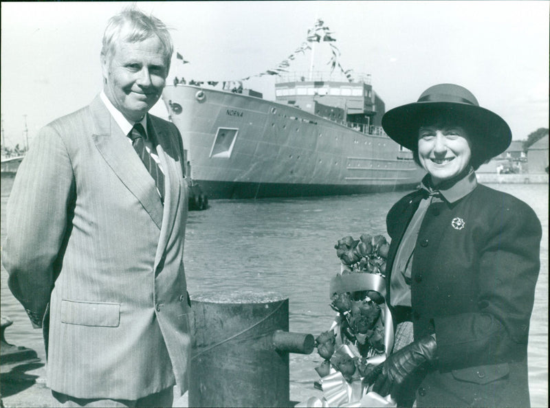 Mrs. Edith Rifkind and Mr. Joe Bill. - Vintage Photograph
