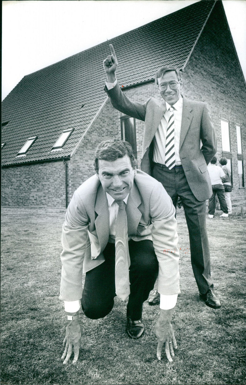 Trevor Brooking - Vintage Photograph