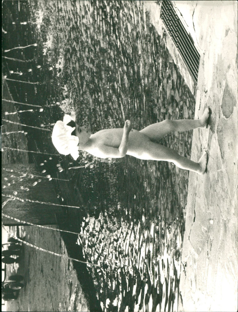 Playing children - Vintage Photograph