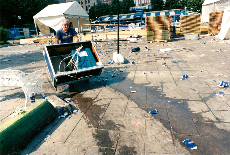 1996 LANDSCAPE ARLA NMJOLK SWEDEN RESPONS FESTIVAL - Vintage Photograph