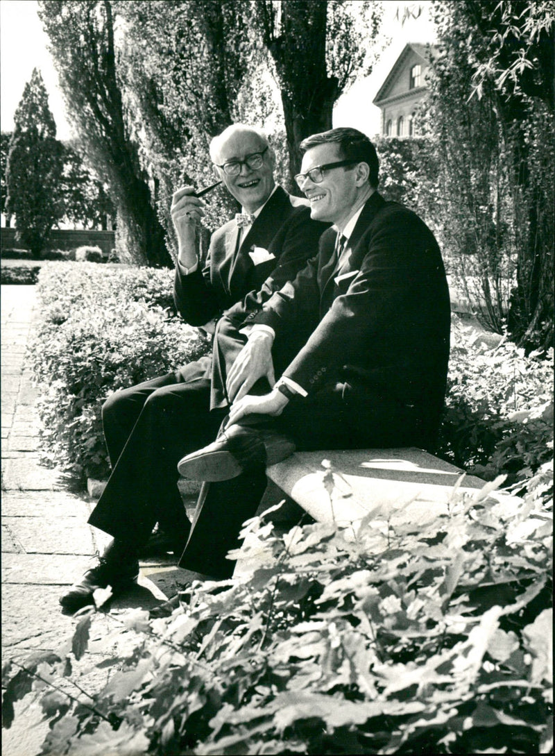Nils Melander and Fibben Hald. - Vintage Photograph
