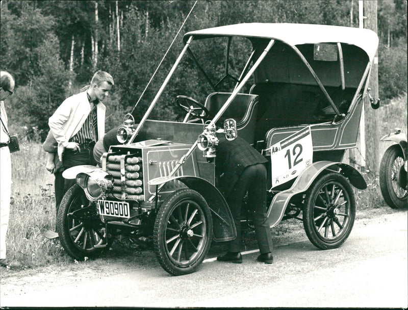 Cars: Old Cars - Vintage Photograph