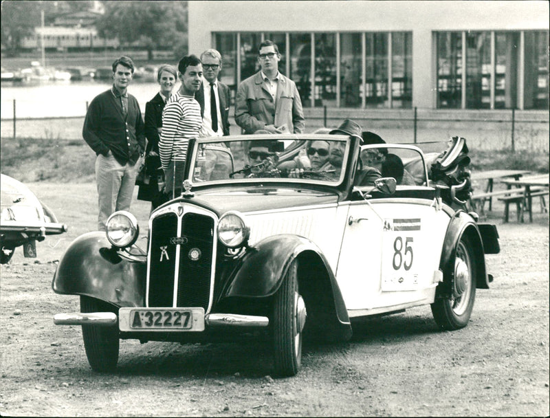 Cars : Old Cars - Vintage Photograph
