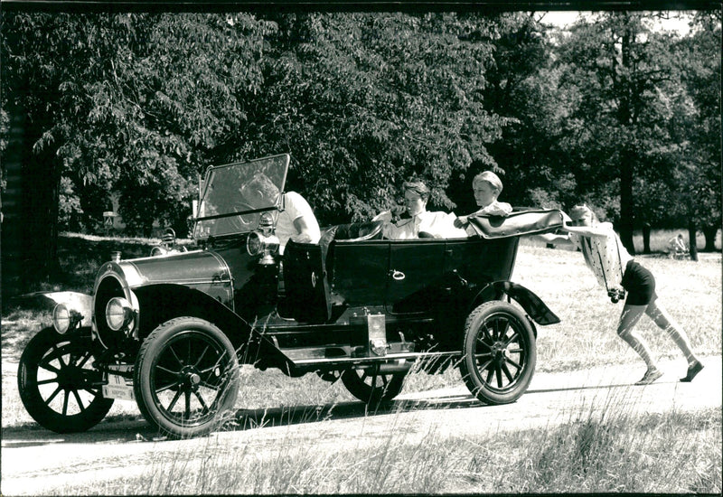 Cars : Old Cars - Vintage Photograph