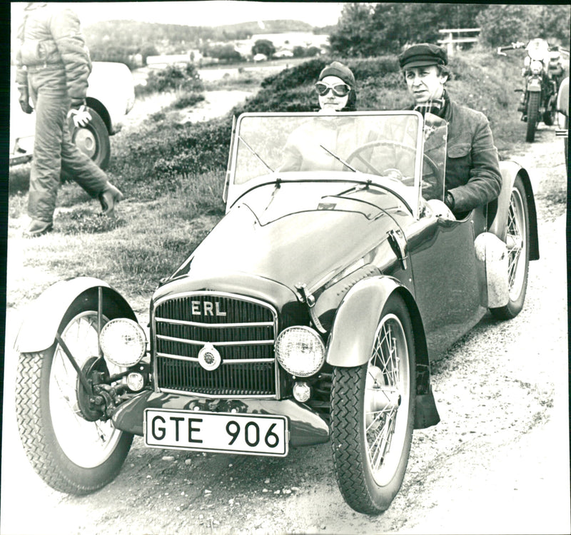 Cars : Old Cars - Vintage Photograph