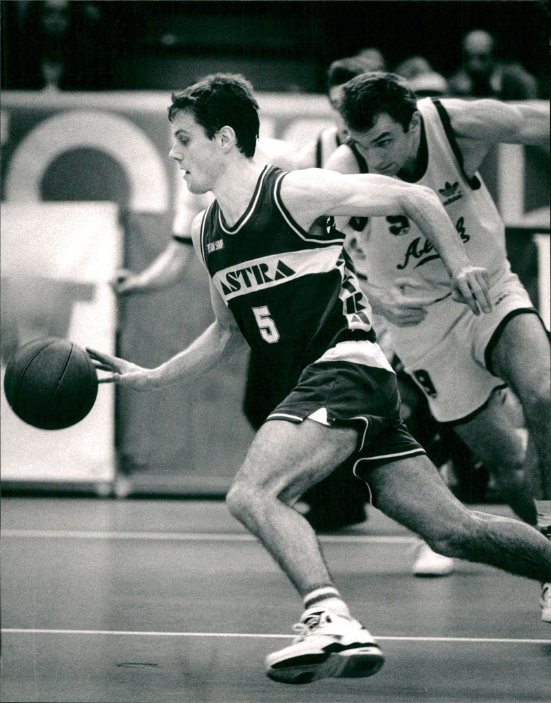 Peter Mellström, basketball player. - Vintage Photograph