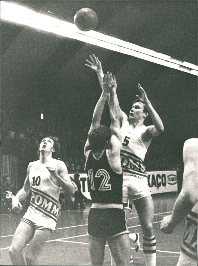 Peter Gunterberg, swedish basketball player. - Vintage Photograph