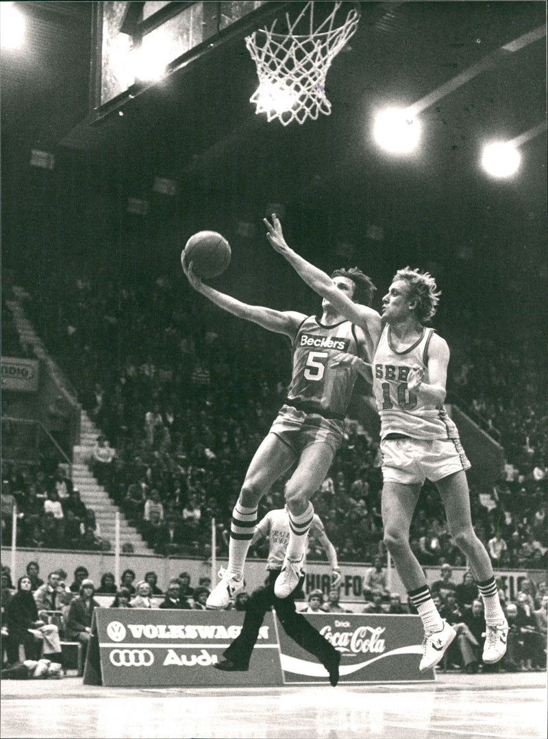 Peter Gunterberg, swedish basketball player. - Vintage Photograph