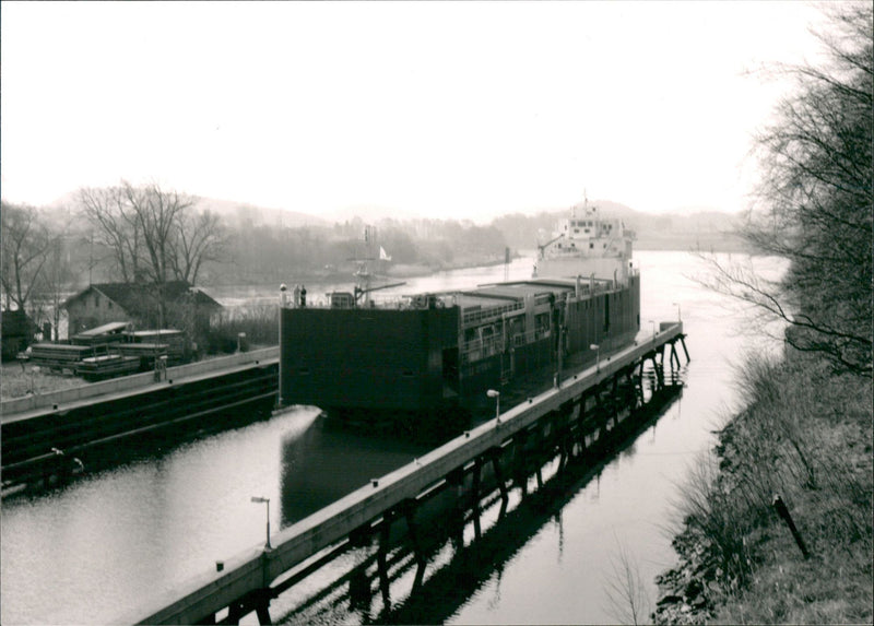 Volvo Penta AB, Vänerskyttlarna. - Vintage Photograph