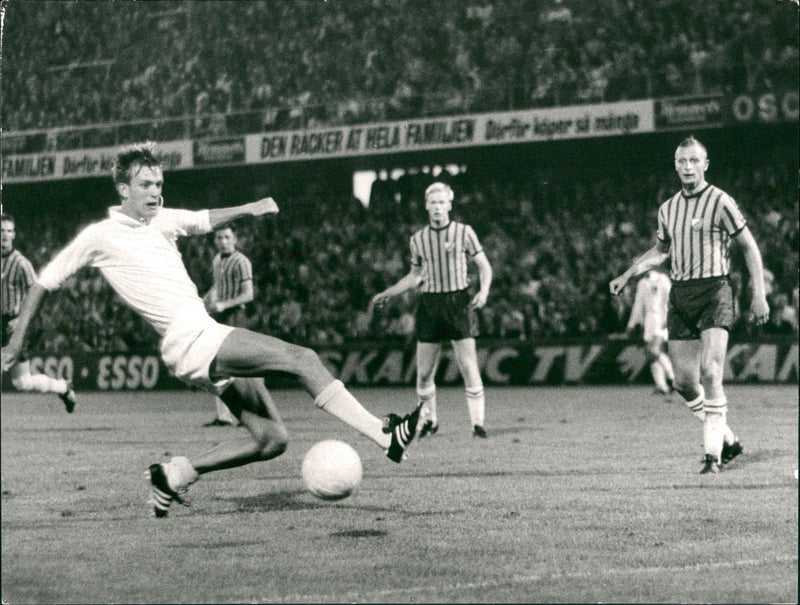 Staffan Tapper, footballer playing for Malmö FF. - Vintage Photograph