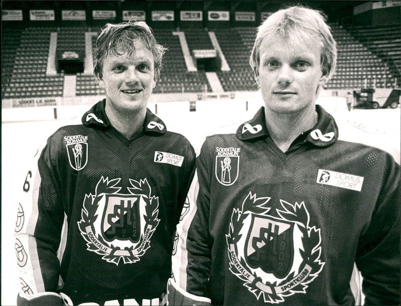Jan Loob and Peter Loob. - Vintage Photograph