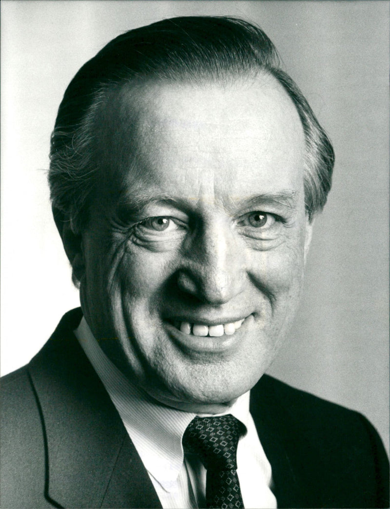 1985 RUHNAU SIMON BANK RUENAU DEUTSCHEN HEINZ ARAG POETAO GERMAN - Vintage Photograph