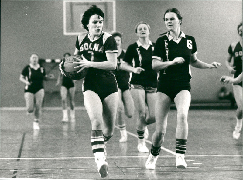 Solna Women's Basketball Team - Vintage Photograph