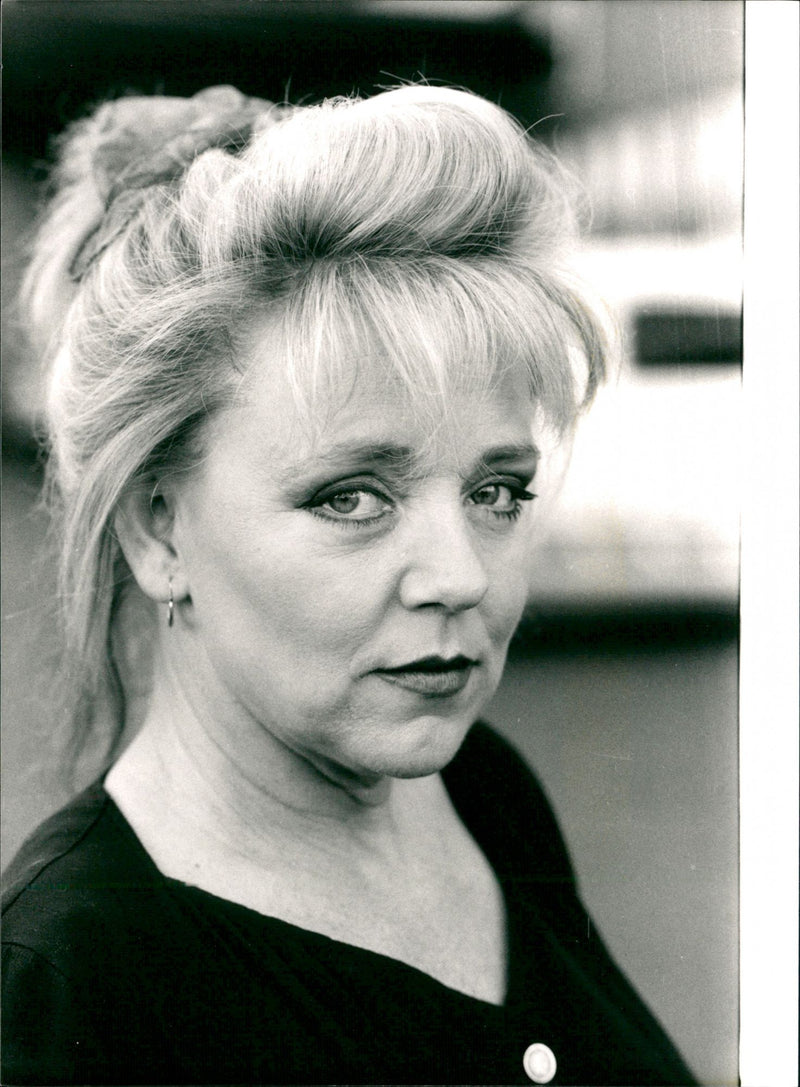 Mona Seilitz - Vintage Photograph