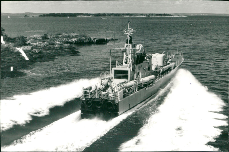 Marine, torpedo boats in the Spica. - Vintage Photograph