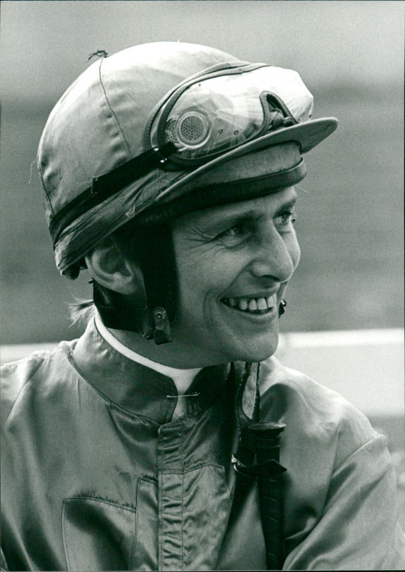 Willie Carson, rider. - Vintage Photograph