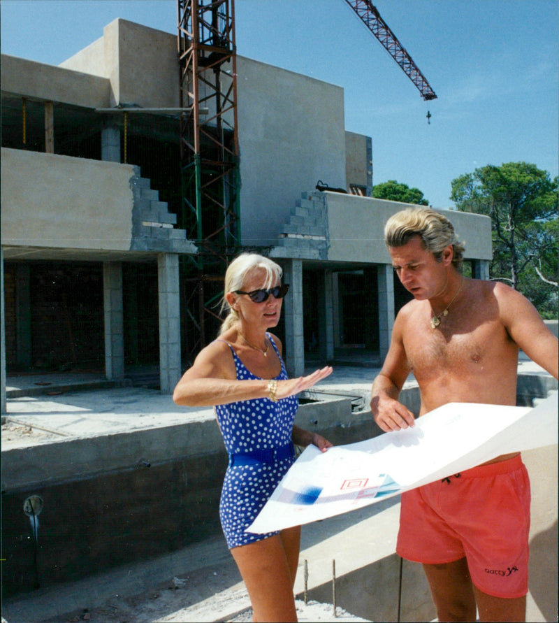 Businessman Thierry Roussel and his wife Marianne Landhage. - Vintage Photograph