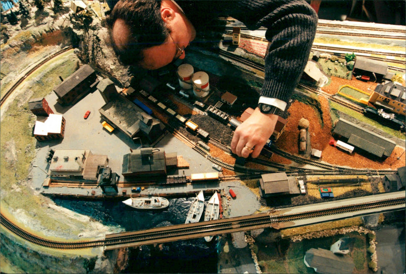 The Model Railway Society builds. - Vintage Photograph
