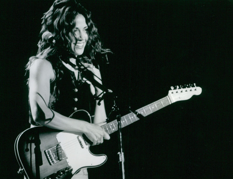 Amrican musician Sheryl Crow - Vintage Photograph