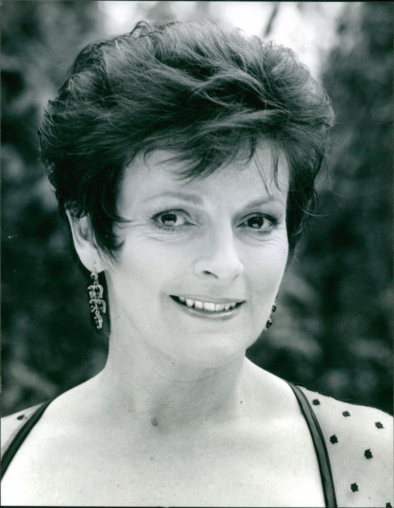 Brenda Blethyn - Vintage Photograph