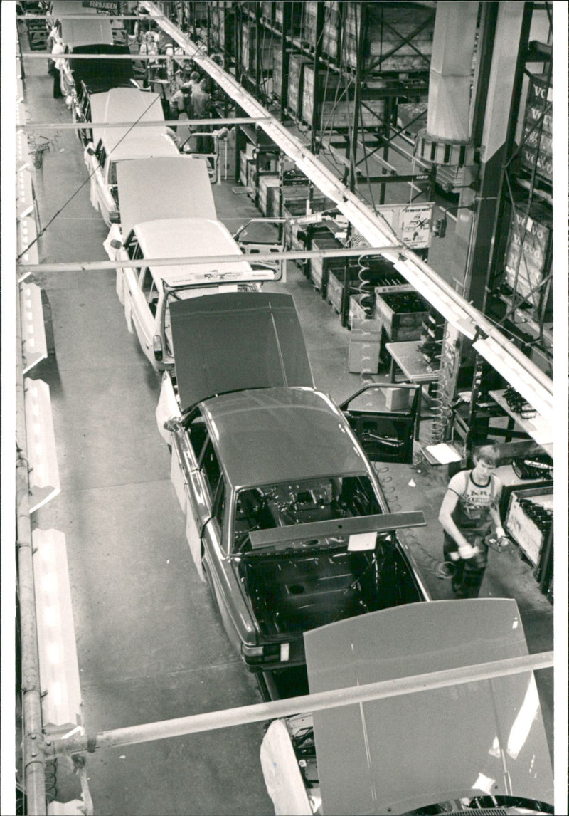 Vehicles company: Volvo Cars - Vintage Photograph