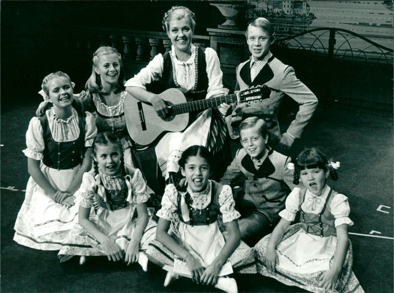 "Sound of Music" FOLKAN - Vintage Photograph