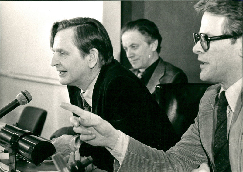 Olof Palme, Conference on Nuclear Power - Vintage Photograph