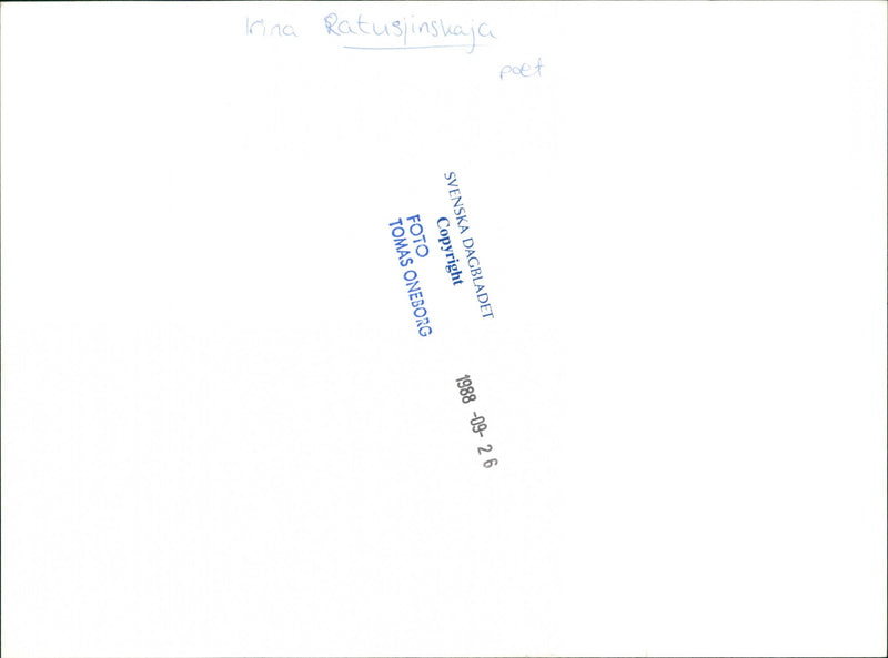 1988 IRINA PHOTO DAIBADE ENGLISH POET RATUSHINSKAJA - Vintage Photograph