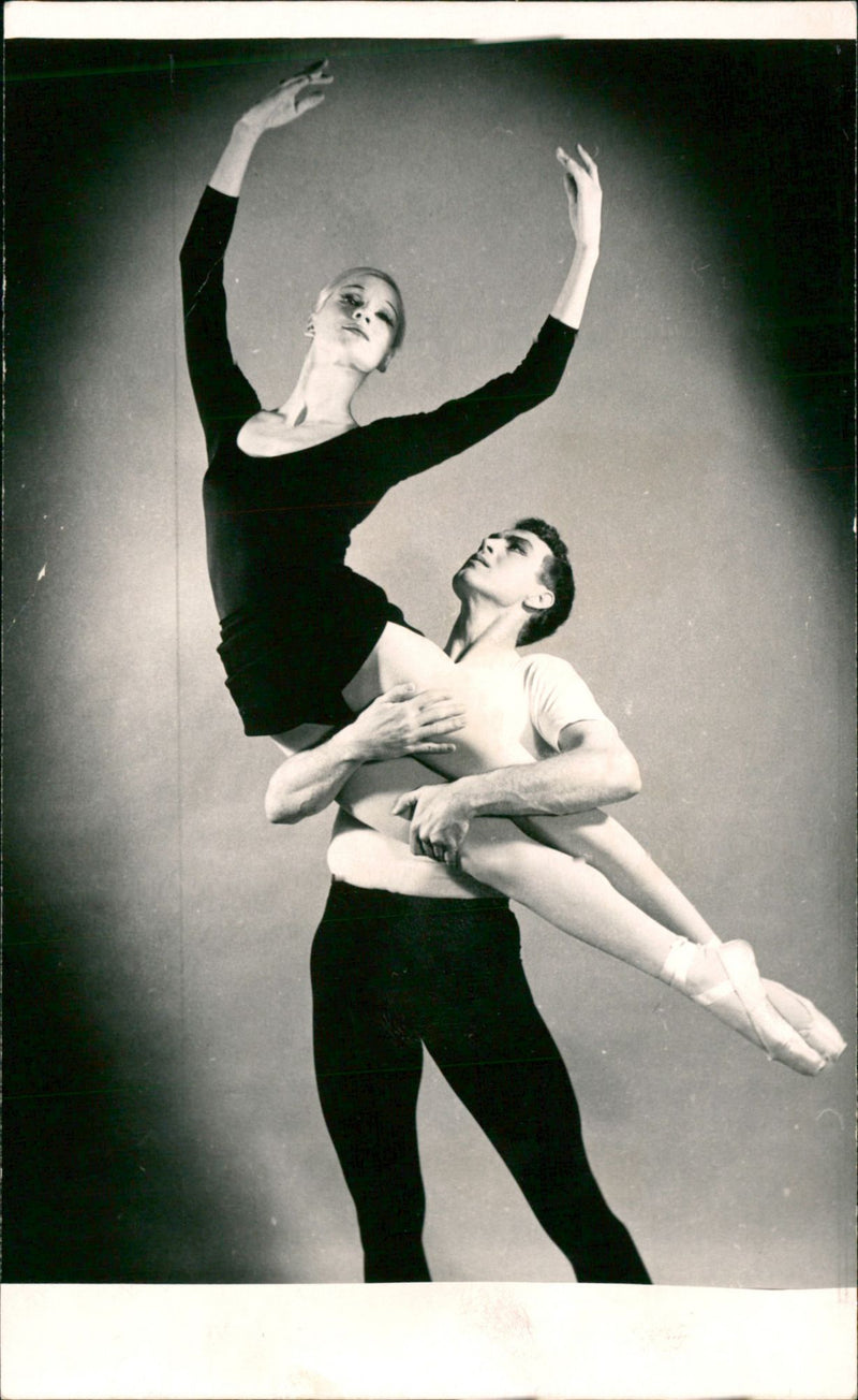 Theater pictures, Gerd Andersson and Verner Klavsen in Alskar Ni Bach - Vintage Photograph