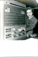 Models and appliances - Vintage Photograph