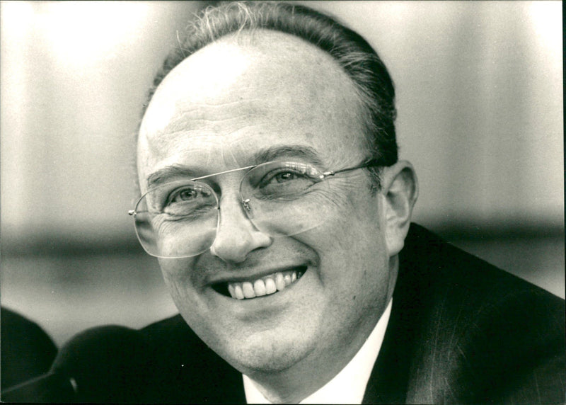 Rupert Scholz, tysk försvarsminister - Vintage Photograph