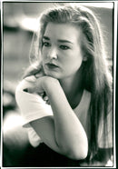 ISH SYNNOVE PHOTO EXSUANS WRITER SOE JAPEJBEG - Vintage Photograph