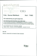 1997 RUNAWAY GIRL PICS HUTCHISON SALLY MCGRATH SAFE HOME SWEDEN - Vintage Photograph