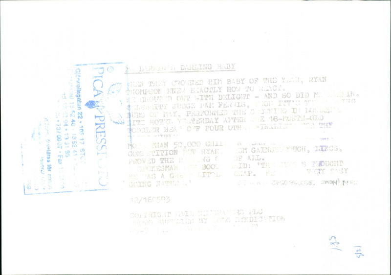 RUNAWAY GIRL PICS HUTCHISON SALLY MCGRATH SAFE HOME AFTER LEAVING BECA PRESS - Vintage Photograph