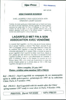 Karl Lagerfeld with his models after the ChloÃ© spring / summer 1997 show in Paris - Vintage Photograph