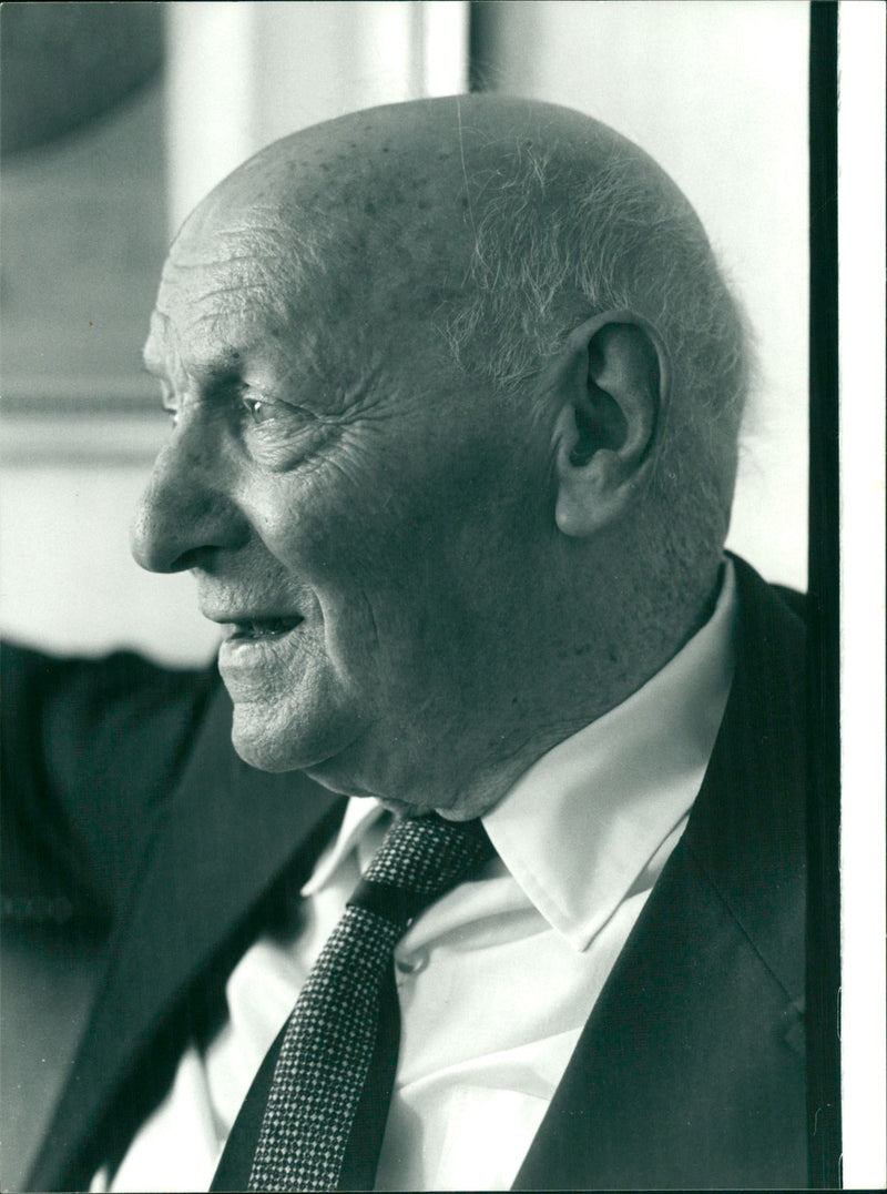Nobel Prize Winner 1978 Isaac Bashevis Singer - Vintage Photograph