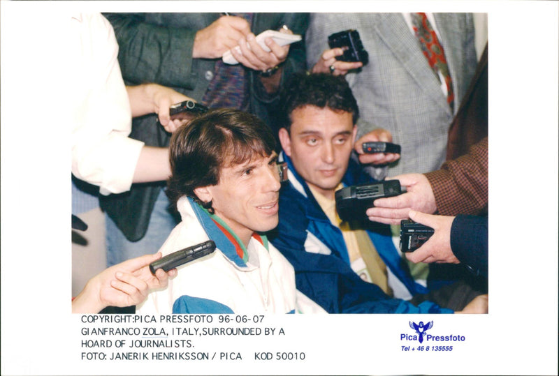 Gianfranco Zola. - Vintage Photograph