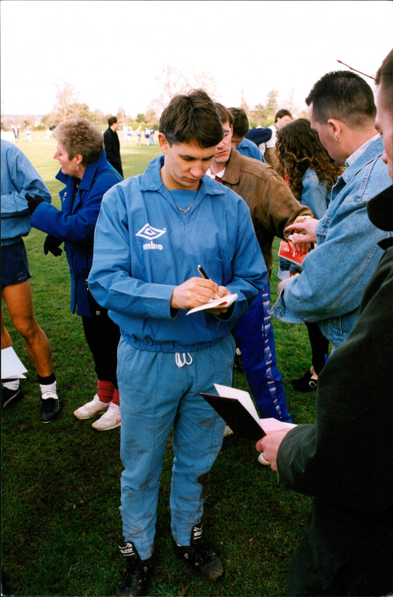 Gary Lineker, football. - Vintage Photograph