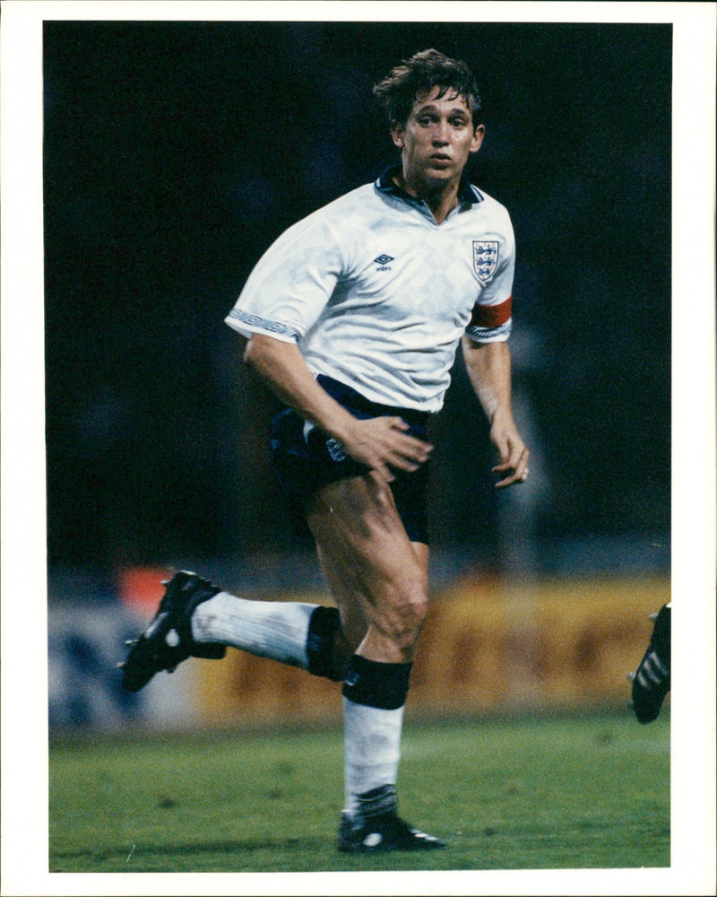 Gary Lineker, football. - Vintage Photograph