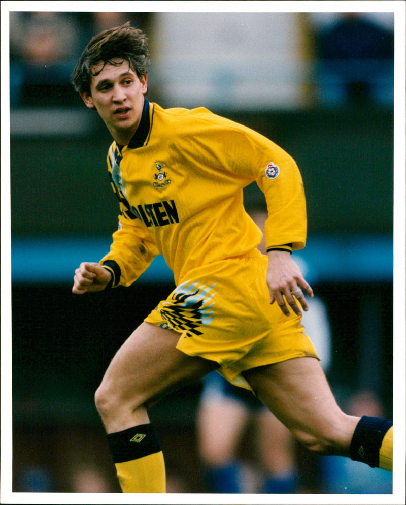 Gary Lineker, football. - Vintage Photograph