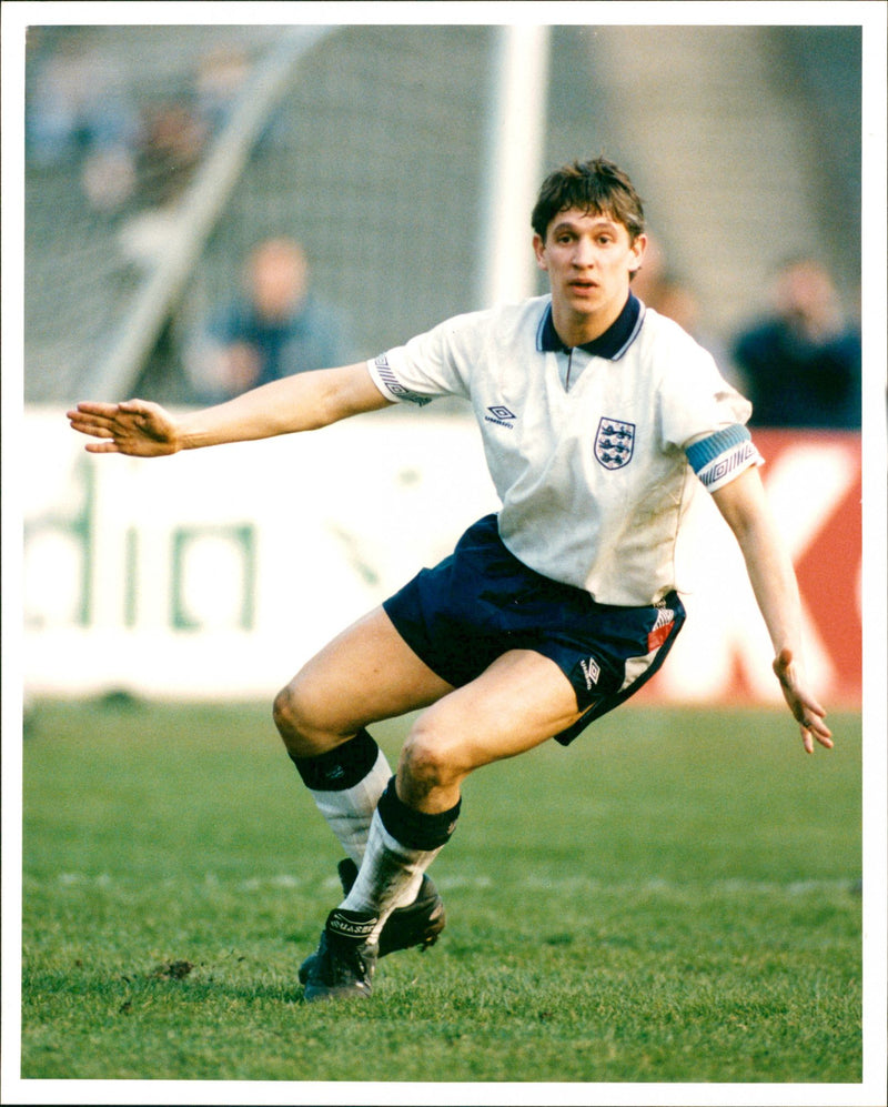 Gary Lineker, football. - Vintage Photograph